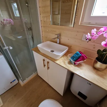 Tiny Haus Bei Laacher Modernes Voll Ausgestattet Glees