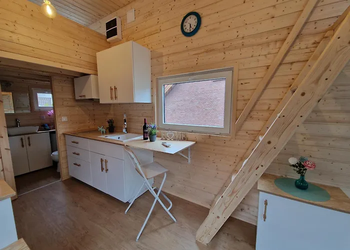 בית נופש Tiny Haus Bei Laacher Modernes Voll Ausgestattet *