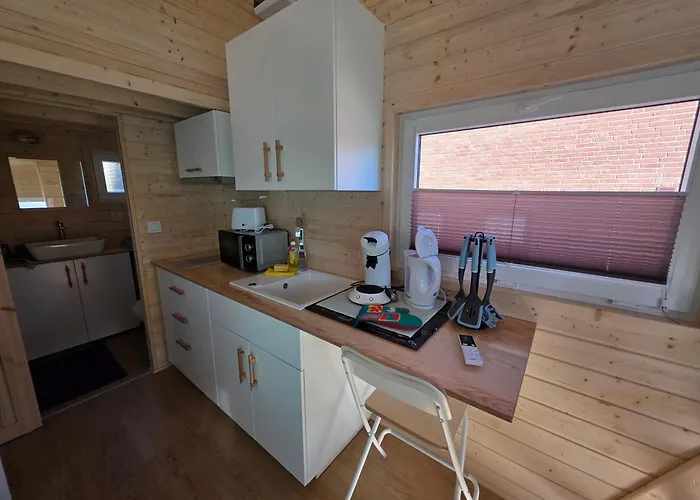 Tiny Haus Bei Laacher Modernes Voll Ausgestattet Glees