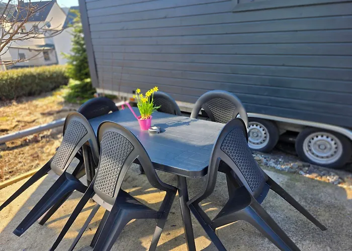 Tiny Haus Bei Laacher Modernes Voll Ausgestattet בית נופש Glees